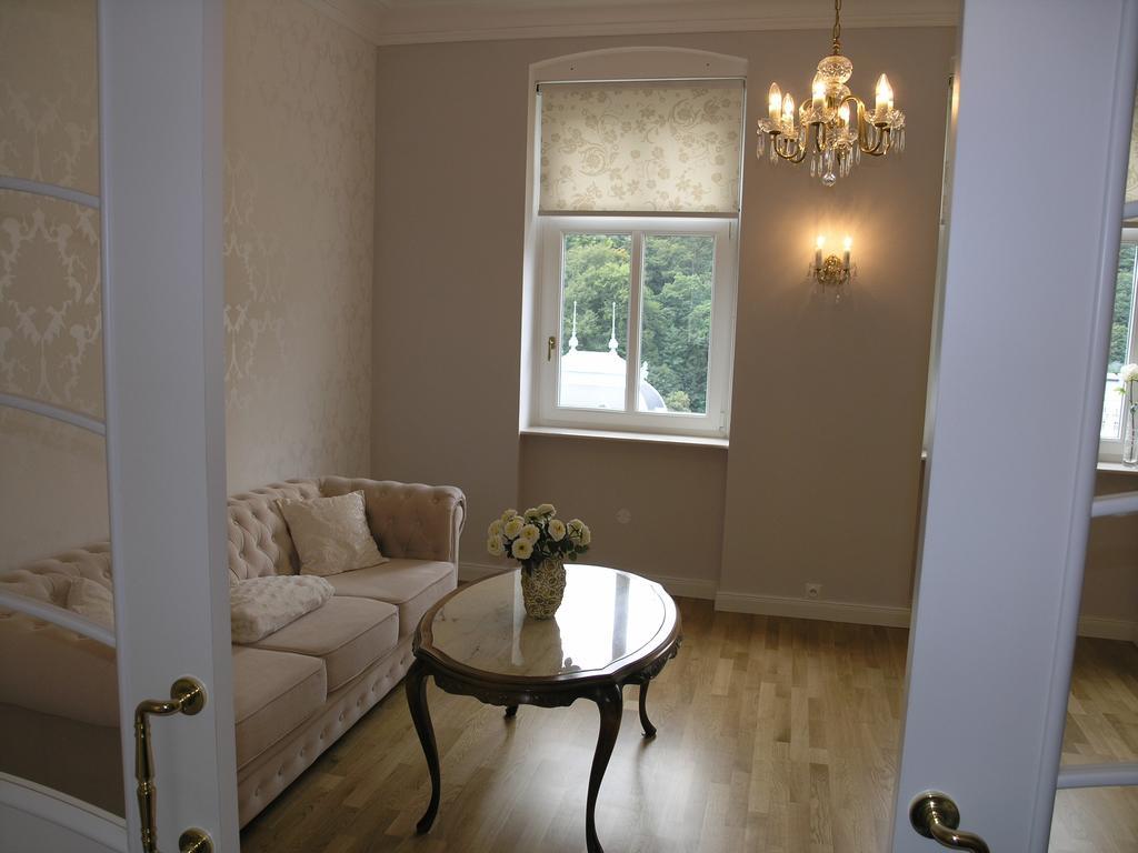Апартаменти Apartman Lux Skroupova Карлові Вари Екстер'єр фото